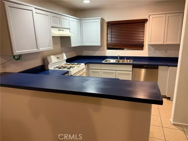 Palmdale, CA 93550,38708 Larkin