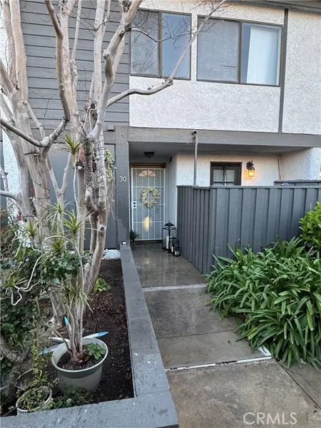 11311 Tampa 30, Porter Ranch, CA 91326