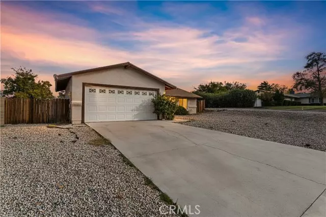 12851 Desert CRK, Victorville, CA 92395