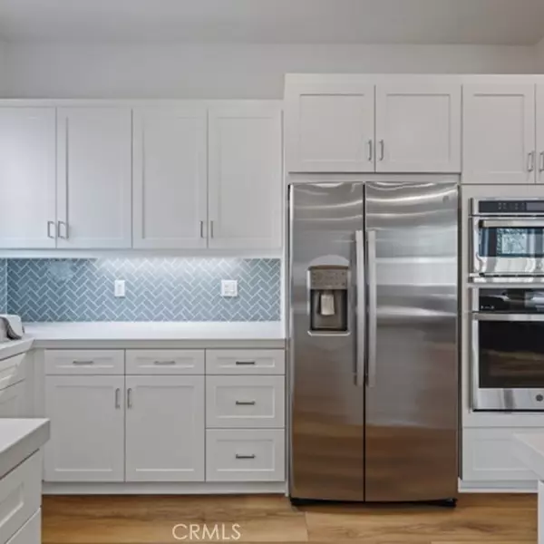 Irvine, CA 92618,183 Proctor