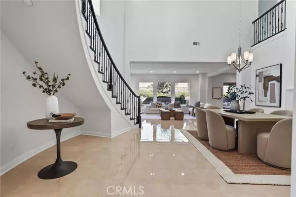 Lake Forest, CA 92679,5567 Heritage Oak Dr