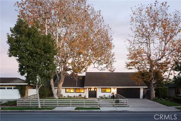 Newport Beach, CA 92660,1136 Highland