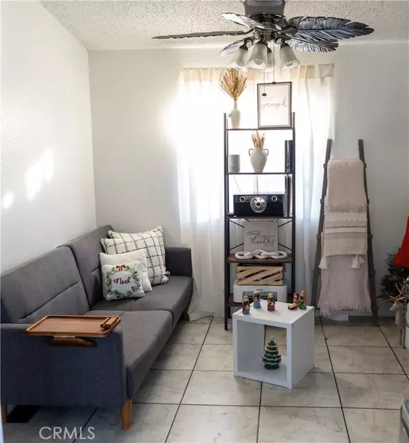 Corona, CA 92879,1410 E 6TH ST 30