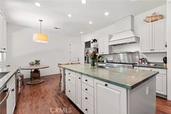 Encino, CA 91436,5150 Gloria AVE