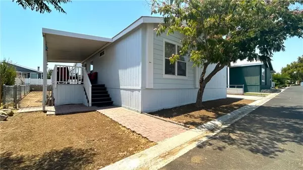 20843 Waalew RD C148, Apple Valley, CA 92307