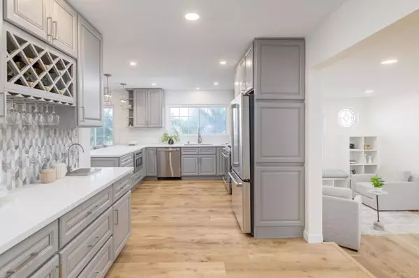 Point Loma, CA 92106,1674 Evergreen ST