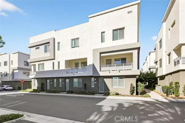 Anaheim, CA 92805,1884 S Westside