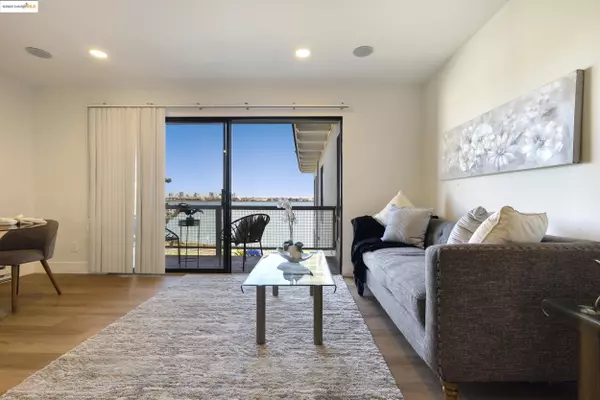 Emeryville, CA 94608,2 Anchor F497