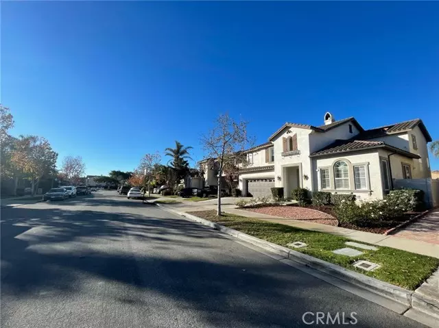 631 Marbella CT, Oxnard, CA 93035