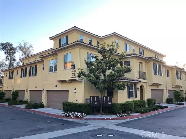 Irvine, CA 92620,122 Vintage 20