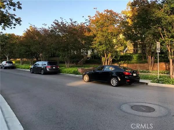 Irvine, CA 92620,122 Vintage 20