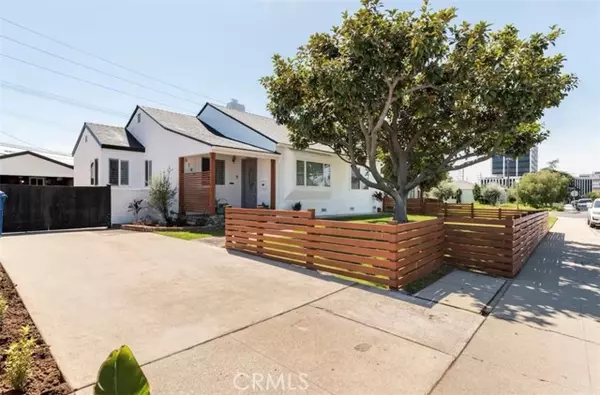 6148 W 85th PL, Los Angeles, CA 90045