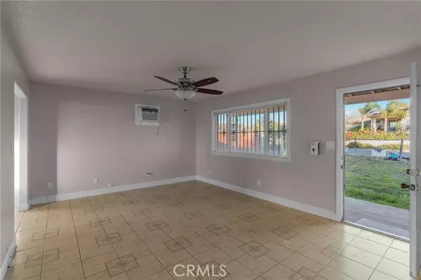 Fontana, CA 92335,9258 Pepper