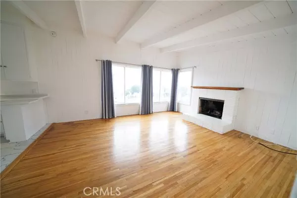 Hermosa Beach, CA 90254,2461 Palm Dr