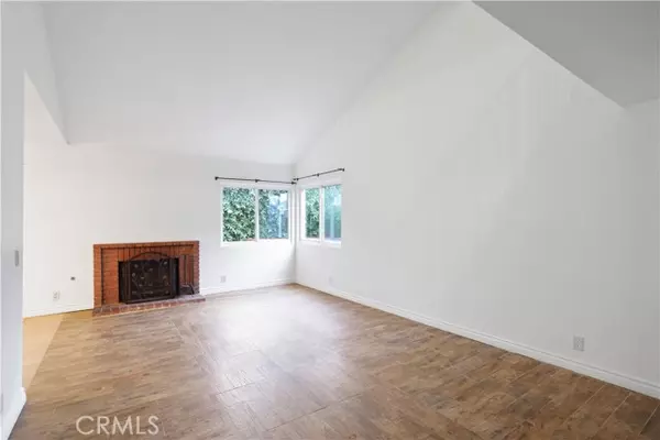 Corona, CA 92882,1676 Sumac