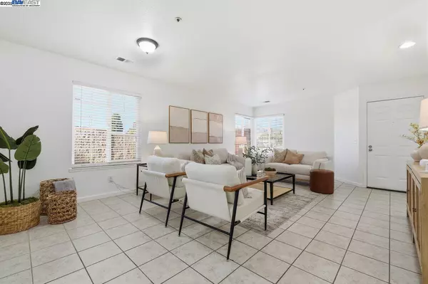 Union City, CA 94587,33601 11th St