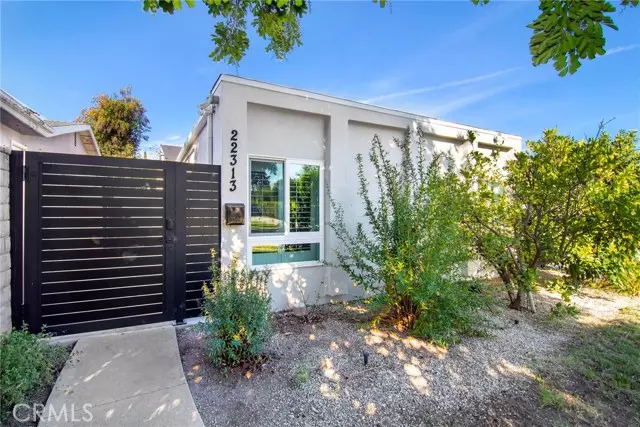 22313 Mobile ST, Woodland Hills, CA 91303