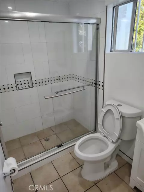 Los Angeles, CA 90062,1822 W 41st ST