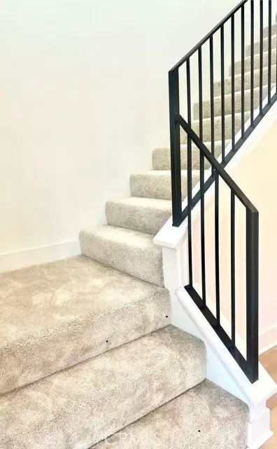 Huntington Beach, CA 92648,202 18th