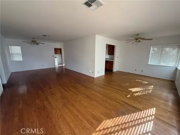 Bakersfield, CA 93308,2104 Watson ST