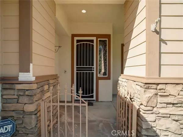 Saugus, CA 91350,21103 Cross Creek DR