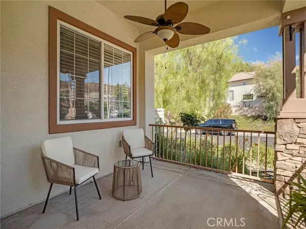 Saugus, CA 91350,21103 Cross Creek DR