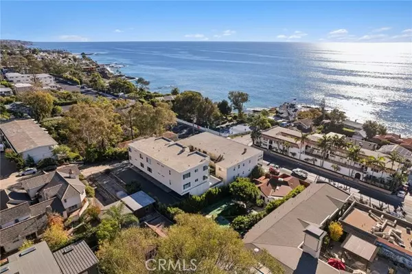 Laguna Beach, CA 92651,240 Moss 2