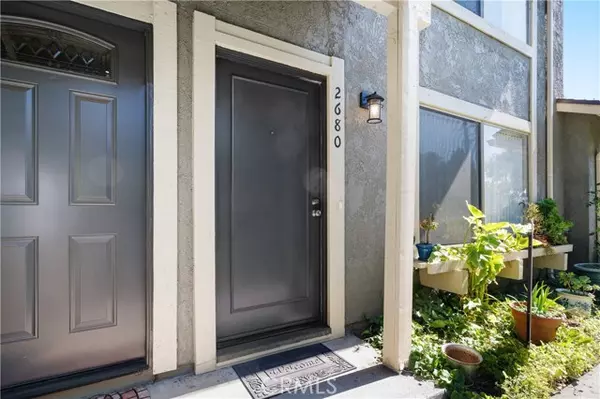 2680 La Paloma CIR, Thousand Oaks, CA 91360