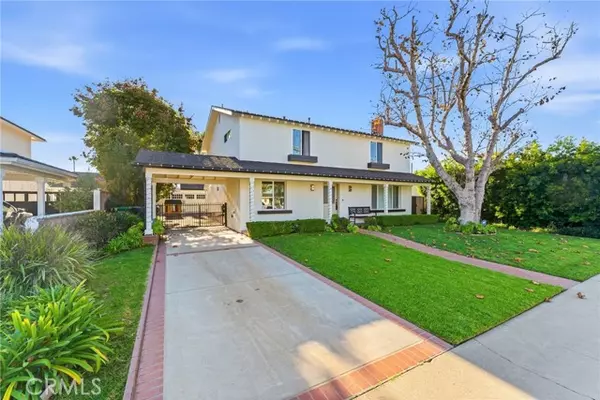 Costa Mesa, CA 92627,285 Sierks ST