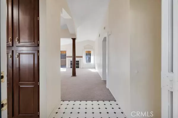 Corona, CA 92882,1440 fox RUN