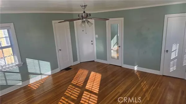 Los Angeles, CA 90042,6179 Oak Crest