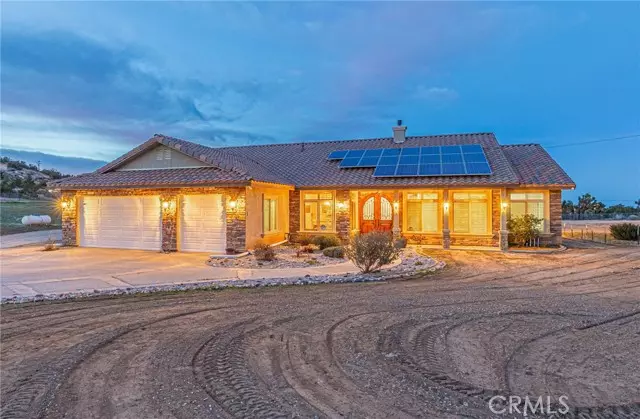 3335 E Avenue T8, Palmdale, CA 93550