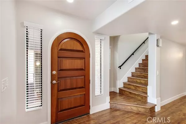 Laguna Beach, CA 92651,925 Quivera