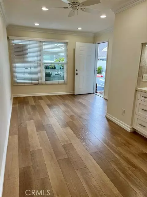 16871 Canyon LN, Huntington Beach, CA 92649