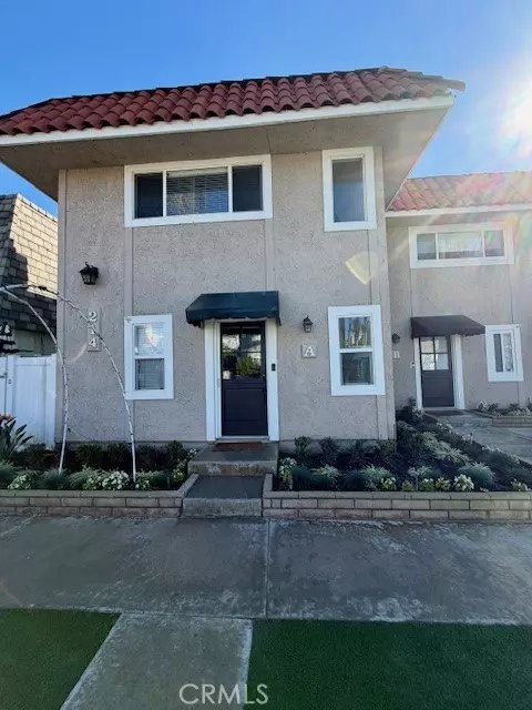 Huntington Beach, CA 92648,214 20th street A