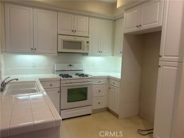 Cerritos, CA 90703,13425 Cascade CT