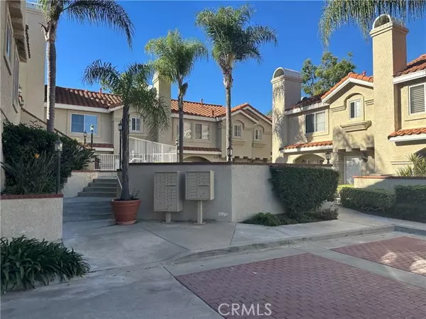 Brea, CA 92821,201 Laurel 6