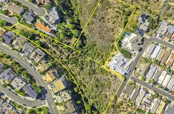 Laguna Beach, CA 92651,749 Marlin DR