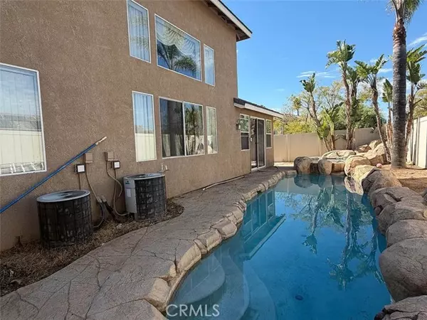 Corona, CA 92882,1177 Acapulco