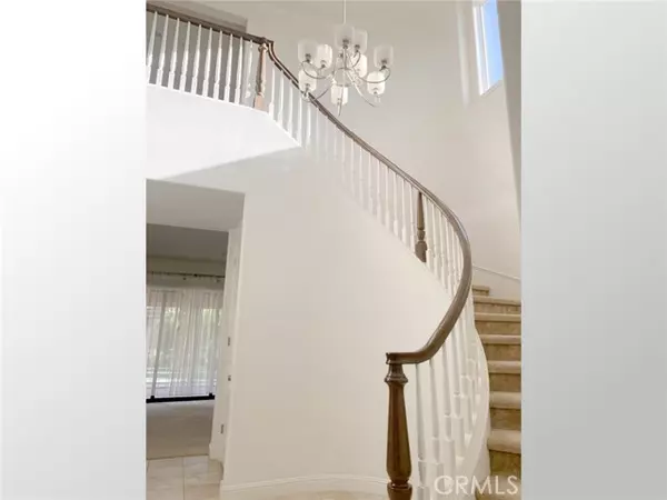 Lake Forest, CA 92630,16 Manzanillo