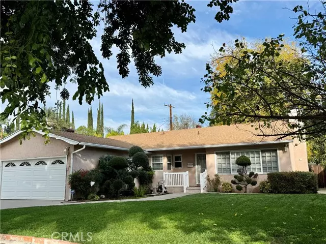 22329 Kittridge, Woodland Hills, CA 91303