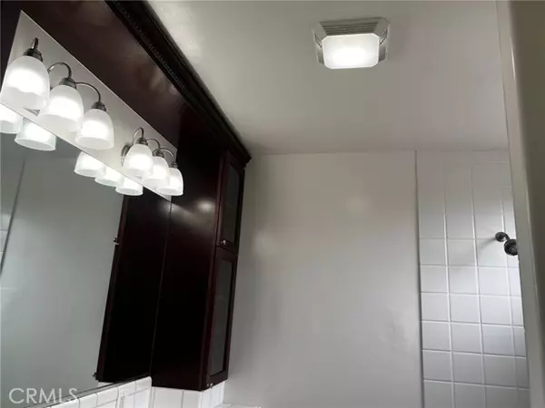 Redondo Beach, CA 60277,323 S Francisca