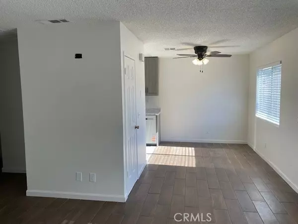 Lake Elsinore, CA 92530,320 N Poe C