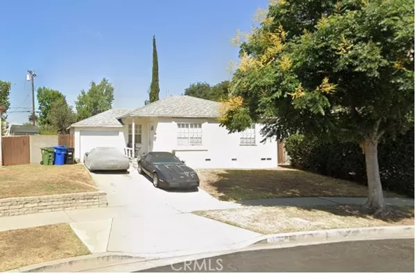 Encino, CA 91316,18023 Tiara
