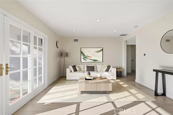 North Hills, CA 91343,9233 Swinton AVE