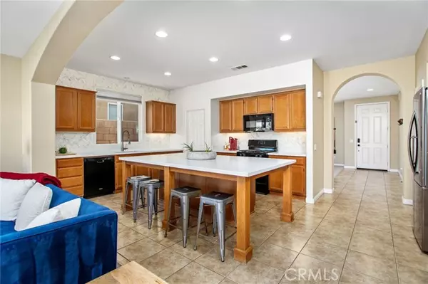 Indio, CA 92203,84146 Olona CT