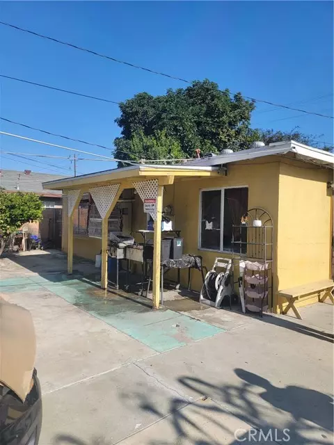 Lynwood, CA 90262,10845 Otis