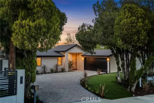 Woodland Hills, CA 91367,20553 Califa