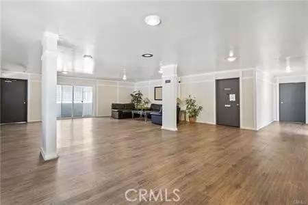 Encino, CA 91316,5412 Lindley 110