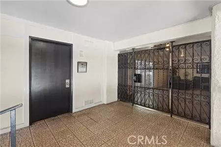 Encino, CA 91316,5412 Lindley 110